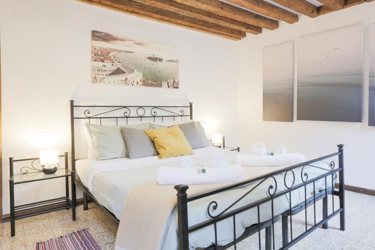 Santa Croce Guest House Venice Ngoại thất bức ảnh