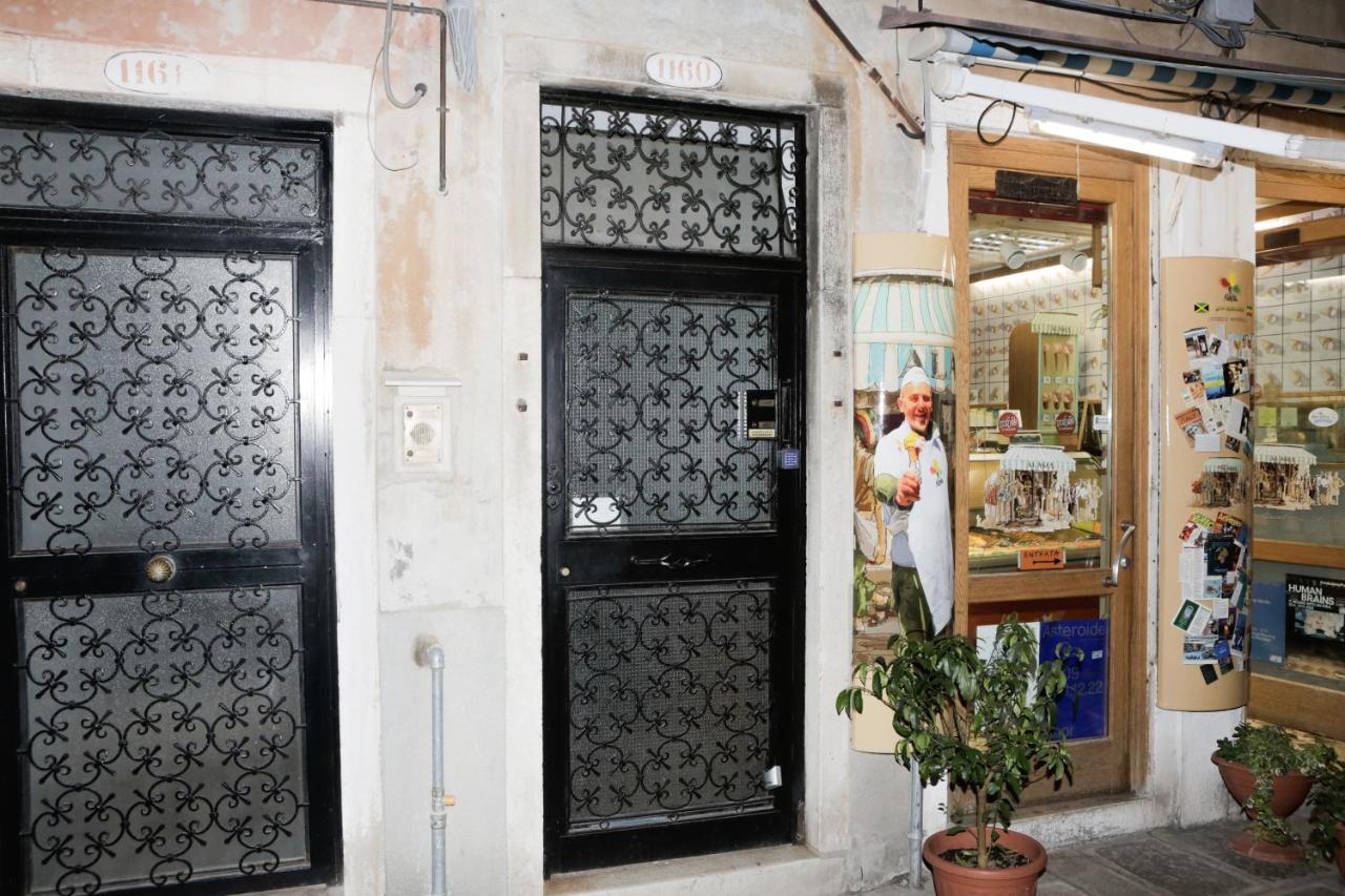 Santa Croce Guest House Venice Ngoại thất bức ảnh